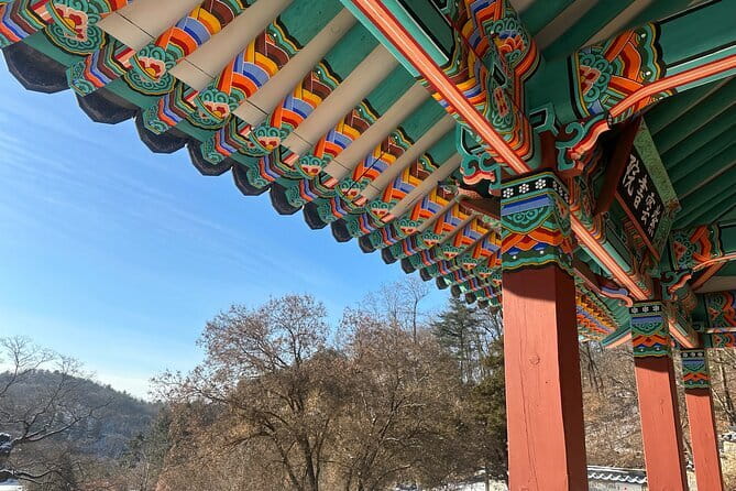 1 Day Private Full DMZ Tour in Seoul with Crystal Gondola - Riding the crystal gondola across the Civilian Control Line