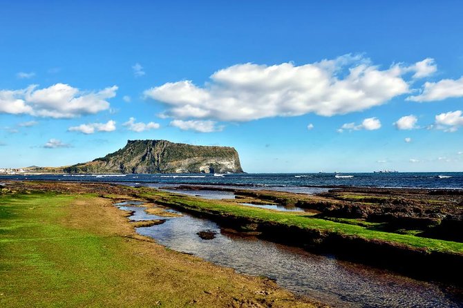 10day Small Group Discover Korea Tour : History, Food and Culture - Days 1 and 2: Jeju’s lava tubes, beaches, and old village life