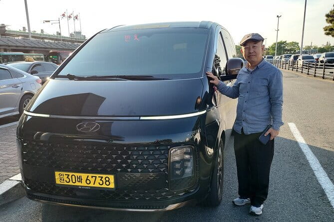 24/7 Private Airport Transfer: Incheon/Gimpo ↔ Seoul (Up To 10) - Daytime pricing and the night surcharge