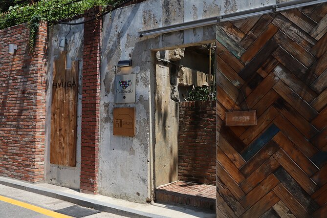 ARMY Must Visit BTS Tour in Seoul - Hyuga, the former BTS dormitory