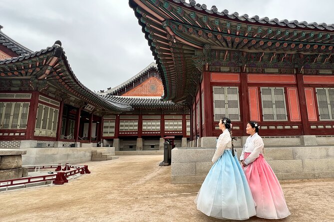 Best Seoul City Tour (Gyeongbokgung Palace,Insadong,Namsan Tower) - The National Folk Museum adds daily life to the palace story
