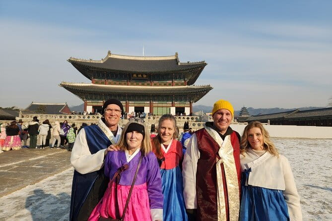 Day Tour of Suwon Hwaseong Fortress Starfield Waujeongsa Temple - Timing, walking, and practical preparation