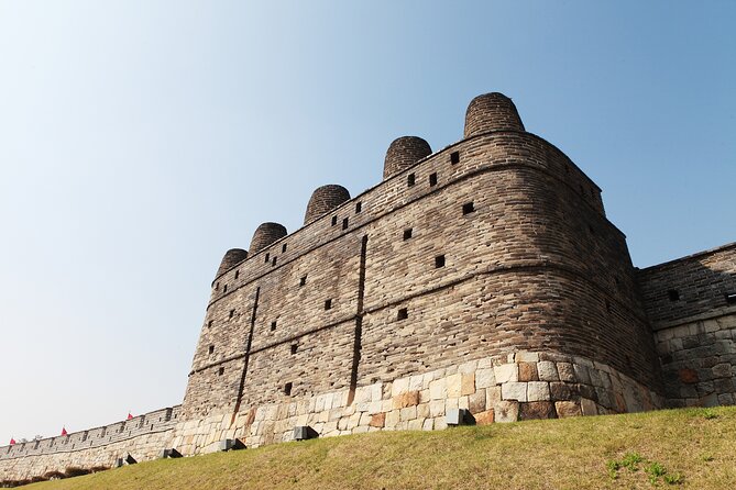 Day Trip to UNESCO: Suwon Fortress Adventure from Seoul - Booking advice for a smoother morning