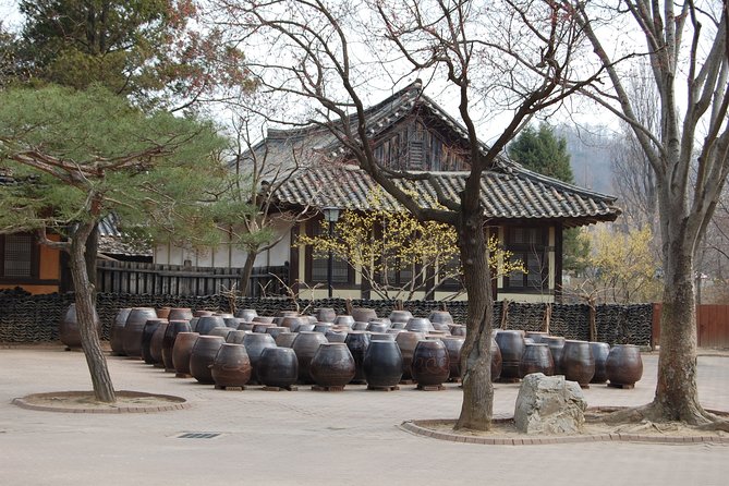 Day Trip to Yongin Daejanggeum and Korean Folk Village from Seoul - Yongin Daejanggeum Park and the appeal of K Drama sets
