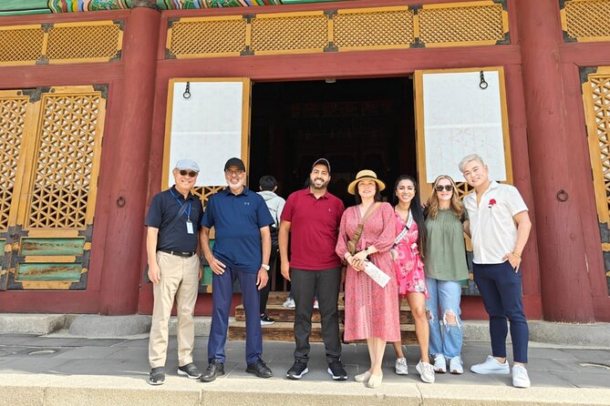 Deoksugung & Jeongdong-gil: A Walk in Korea's Rich Heritage - Jeongdong Theater: a practical pause with cultural meaning