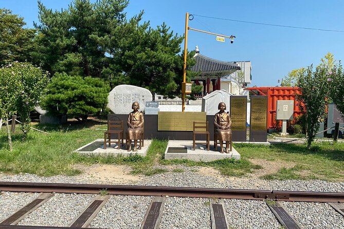 DMZ, Eunpyeong village and Jinkwansa Temple Private Tour - The DMZ and the meaning of the Third Infiltration Tunnel