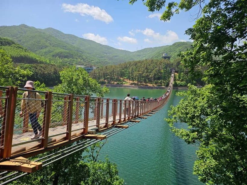 DMZ; NK Defector, 3rd Tunnel, Suspension Bridge,Hotel pickup - What the $45 price really buys