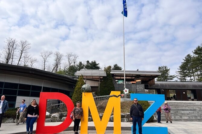DMZ One Day Tour in Gyeonggi-do with English or Spanish - Practical details that affect your day
