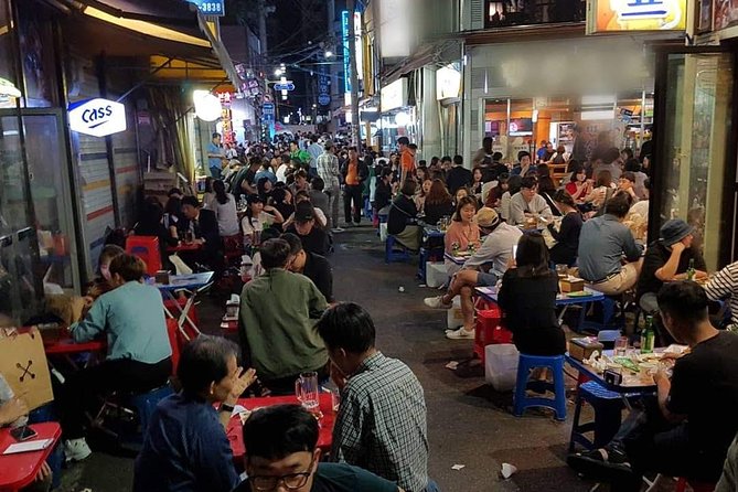 Drinking and Eating through the Alleys of Seoul - Euljiro-dong and the Korean rice wine stop
