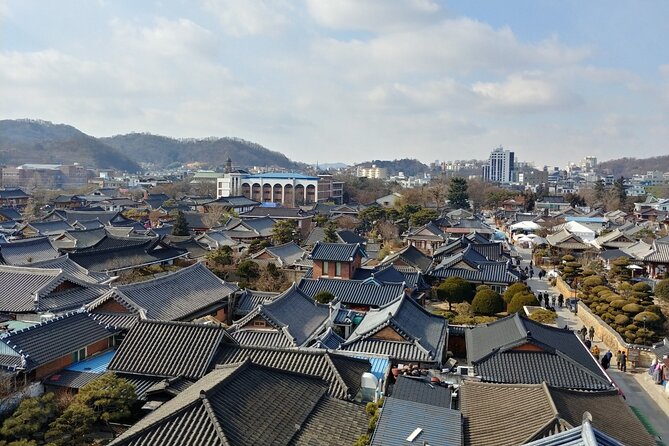 Essence Korea 3days Ptivate Tour(West/East) - Guides, vehicle, and the feel of the trip
