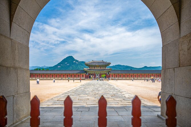 Essence of Seoul, 100% Private Full Day City Tour - Gyeongbokgung Palace sets the historical stage
