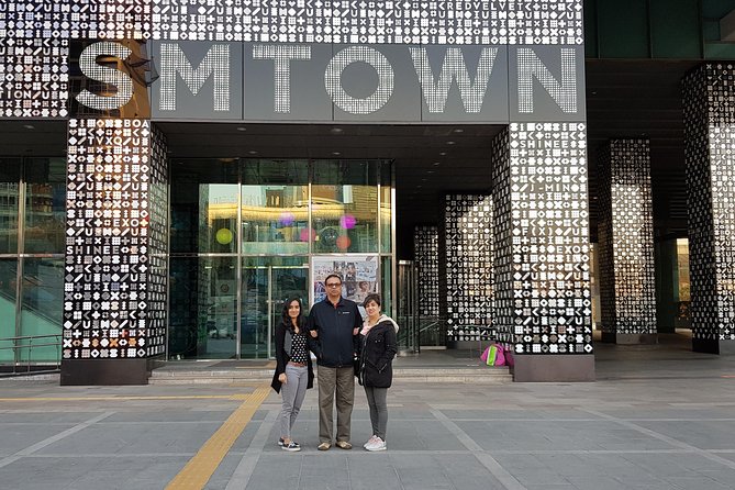 Essential Gangnam Tour (Incl. Dinner)-Hot Place of Seoul - COEX Mall and Seoul’s polished present