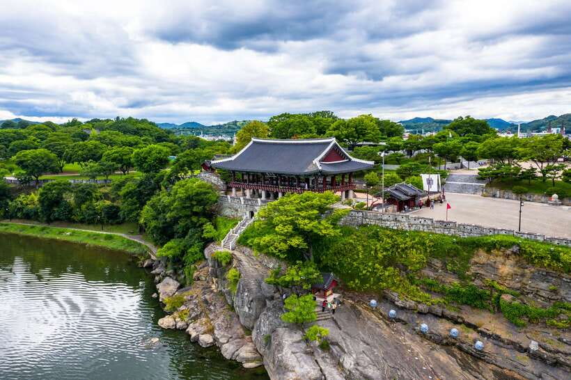 From Seoul: 5-Day Tour of Korea with UNESCO Sites - Hotels, meals, and the practical side