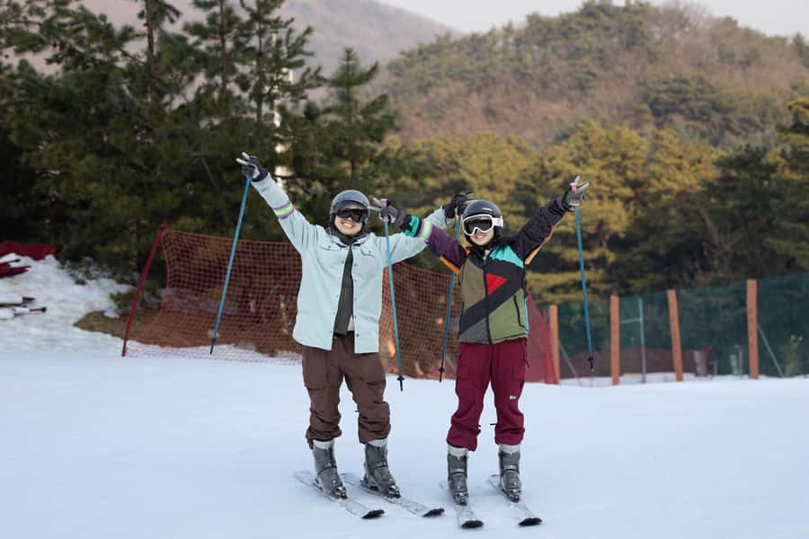 From Seoul: Korea Ski Tour - Jisan Forest Resort - Is $35 a fair price?
