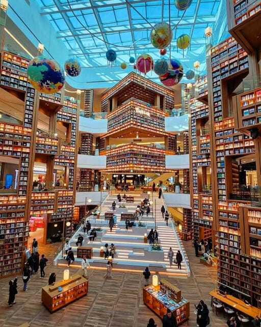 From Seoul: Starfield Library, Hwaseong, Gwangmyeong Cave - Timing, walking, and what to pack