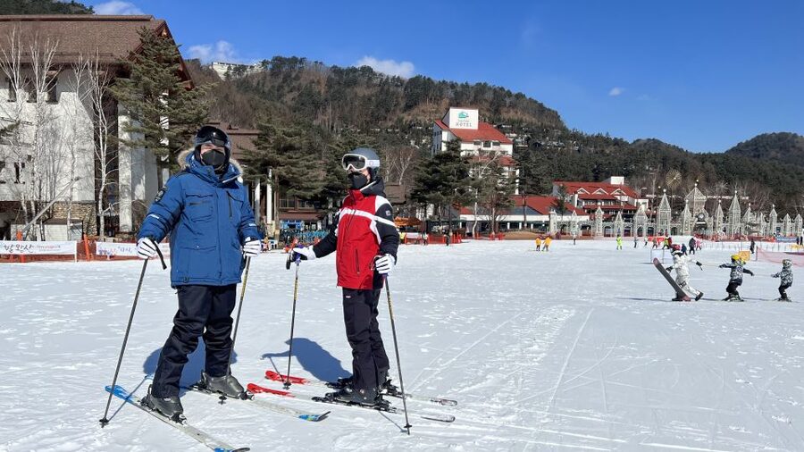 From Seoul: Yongpyong Ski Day Tour with Transportation - What stronger skiers should consider