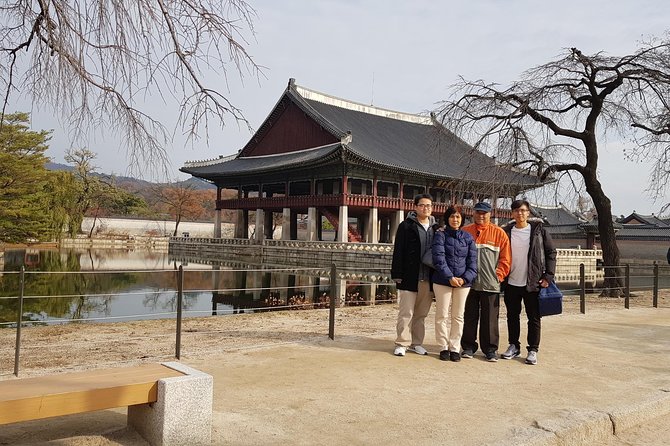 Full Day- Essential Seoul City Tour & Gourmet Tour(including Lunch and Dinner) - Insadong combines shopping, art, and tea