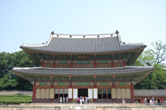 Full-Day Palace Tour in Seoul - Namdaemun Market and the last hour
