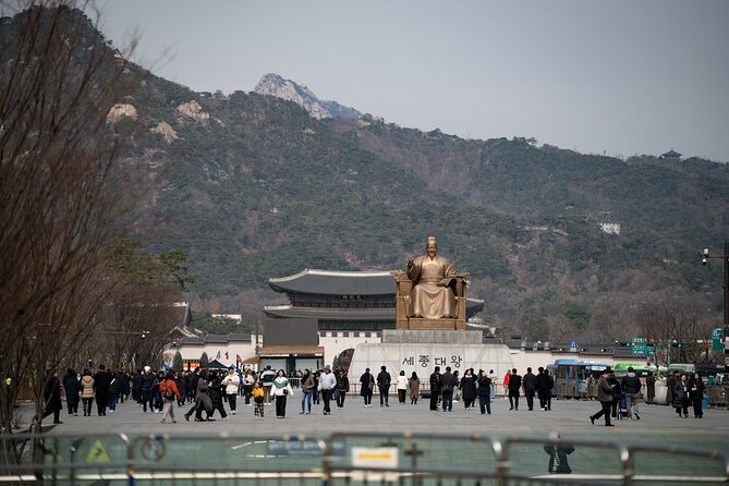 Gwanghwamun Tour l 120 minutes to Understand Local Korean Society - Why Gwanghwamun is the right place to begin