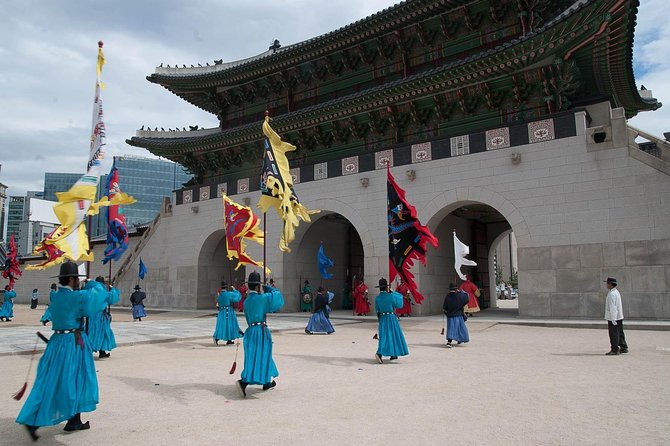 Gyeongbok Palace and Korean Folk Village Tour - Transport, group size, and the value of $79