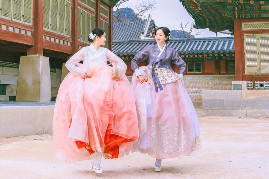 Gyeongbokgung Hanbok Experience at hanboknam - Who will enjoy this experience most