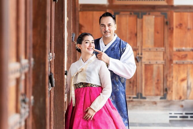 Gyeongbokgung Hanbok Photoshoot - Is $100 a fair price?