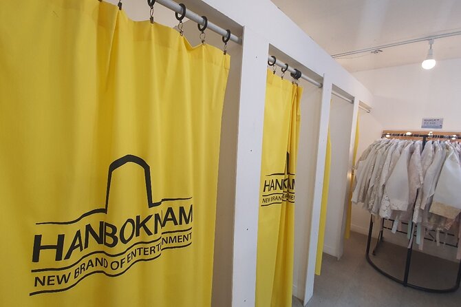 Gyeongbokgung Palace Hanbok Rental Experience in Seoul - The self-studio option at the palace branch
