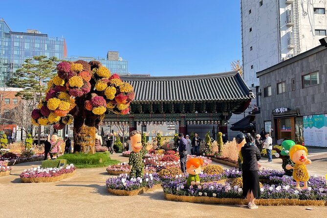 Half day Morning Seoul City Tour(Temple & Gyeongbok Palace) - Guides make or break this short tour