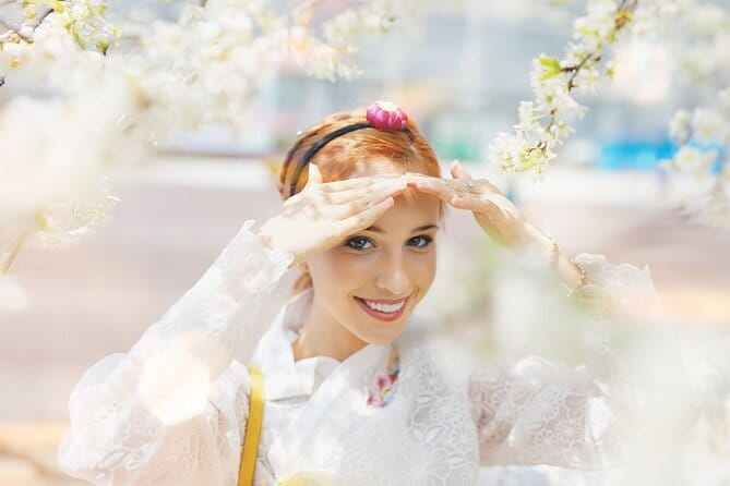 Hanbok Photoshoot and History Tour at Gyeongbokgung Palace - What you actually receive for the photo price