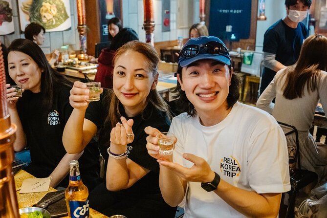 Handmade Noodles with Korean Grandma - Meeting near Mangwon Market in Mapo-gu