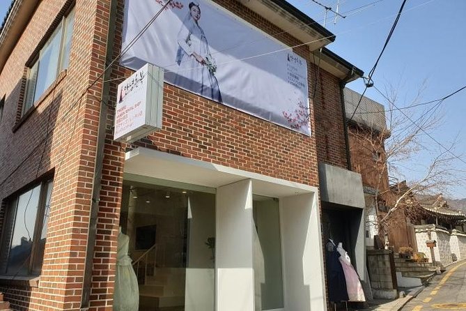 Hello Hanbok - Who will enjoy Hello Hanbok most?