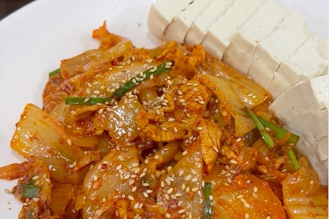 Hidden Street Food food tour in Seoul - Sitting down for a Korean meal