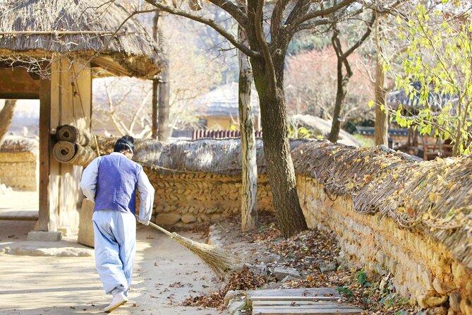 Hwadam Botanic Garden and Namhansanseong and Folk Village Trip - Who should book this Seoul day trip?
