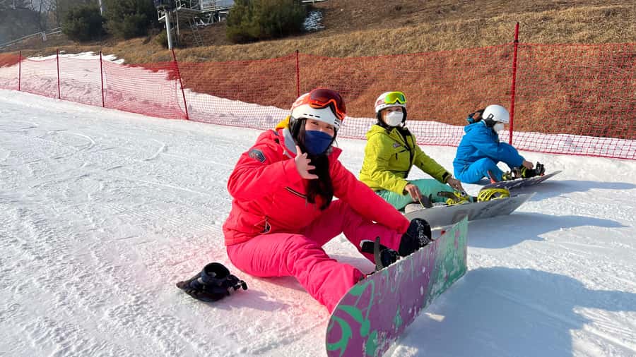 Jisan Forest Resort: Ski Full-Day Tour or Shuttle from Seoul - The Coach Ride and Hotel Pickup