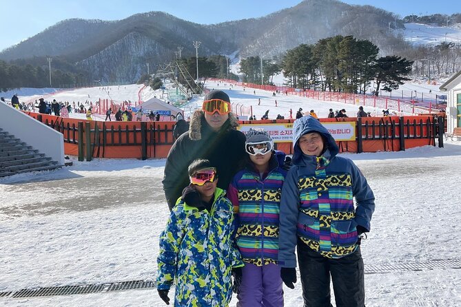 Jisan Ski Resort from Seoul by Shuttle(Opt Winter Skiing Package) - Six hours on the slopes at Jisan Forest Resort