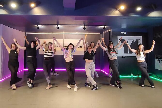 K-pop Dance Class in Seoul (Incl. video shooting & editing) - Group class or private lesson?