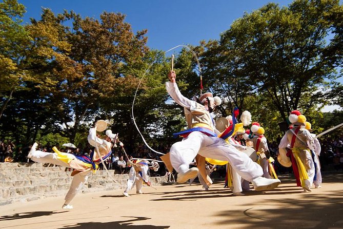 Korean Folk Village and Suwon Hwaseong Fortress Day Tour(EG Tour) - Transport, timing, and physical demands