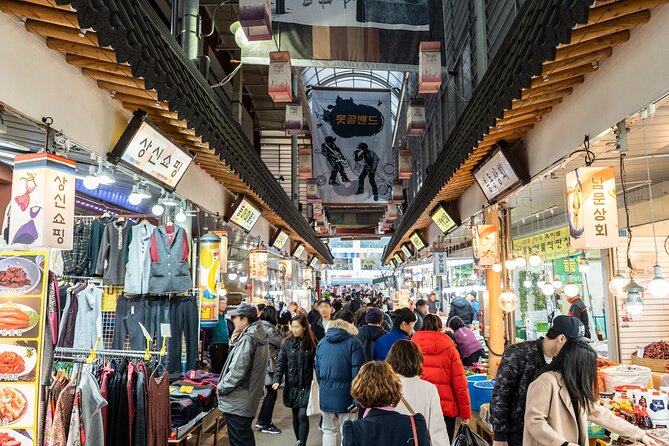 Korean Folk Village and Suwon Hwaseong Fortress Day Tour(EG Tour) - Korean Folk Village: performances, homes, and staged tradition