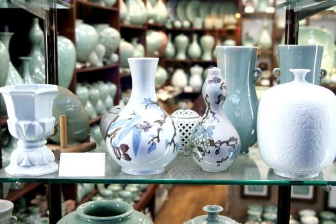 Korean Palace and Market Tour in Seoul Including Insadong and Gyeongbokgung Palace - Namdaemun finishes with Seoul at street level