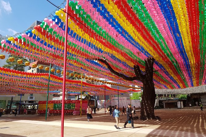Korean Palace and Temple Tour in Seoul: Gyeongbokgung Palace and Jogyesa Temple - A useful first look at Seoul’s royal and religious past