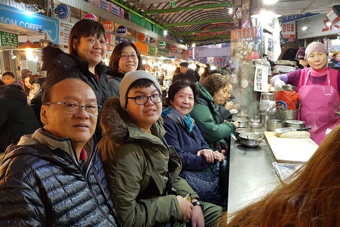 Layover Tour for essential Seoul City & Gourmet tour(Incl. Lunch) - Insadong for old Seoul, crafts, and a slower pause