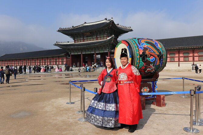 Layover Tour from Incheon Airport to Seoul with a Tour Specialist - Jogyesa Temple and the city’s Buddhist side