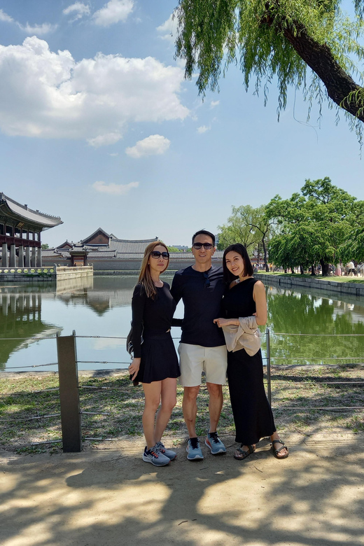 Layover tour to Gyeongbokgung-Folk Museum-Bukchon-Insadong - Why this route works for a Seoul layover