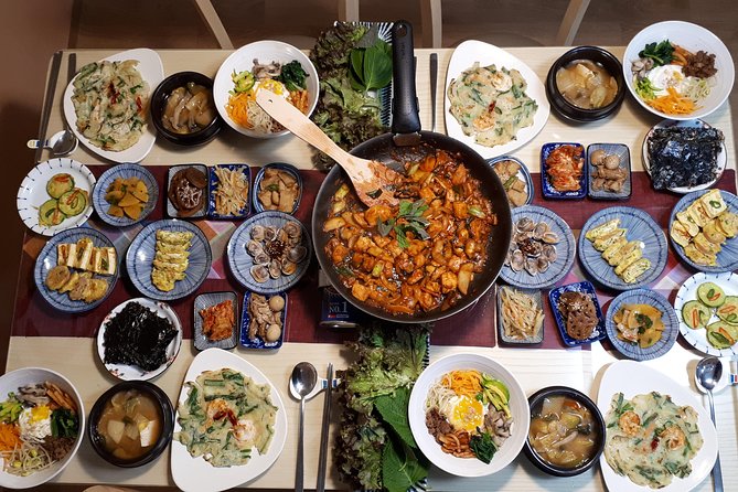Local Home Korean Cooking Class & Market Adventure in Seoul - Mangwon Market: Your First Taste of Korean Food Culture