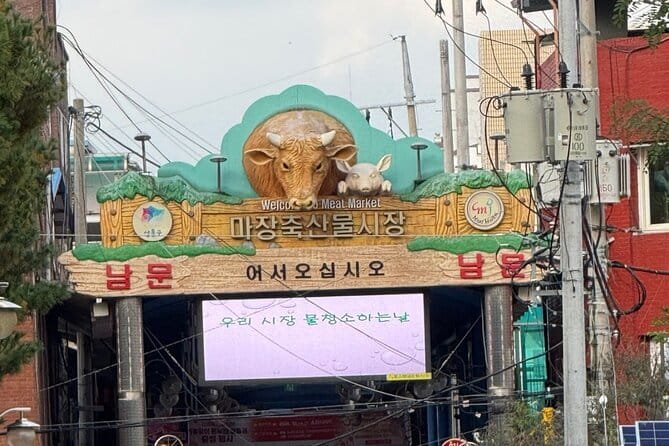 Majang Meat Market Experience: Private Tour with Han-woo Beef BBQ - Meeting at Yongdu Station for the 6 pm start