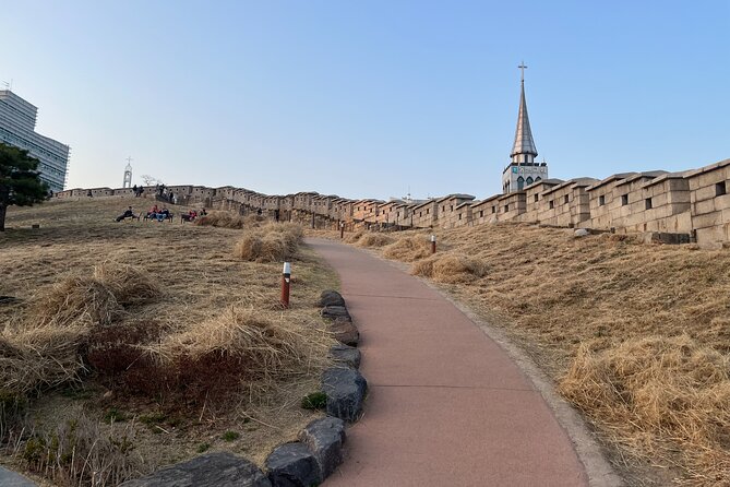 Morning Bike Tour along the Han River with a Local - Norunsan Traditional Market and the optional picnic