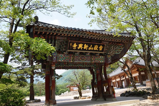 Mount Seorak and Nami Island One Day Tour from Seoul - Seoraksan National Park: the day’s big scenery