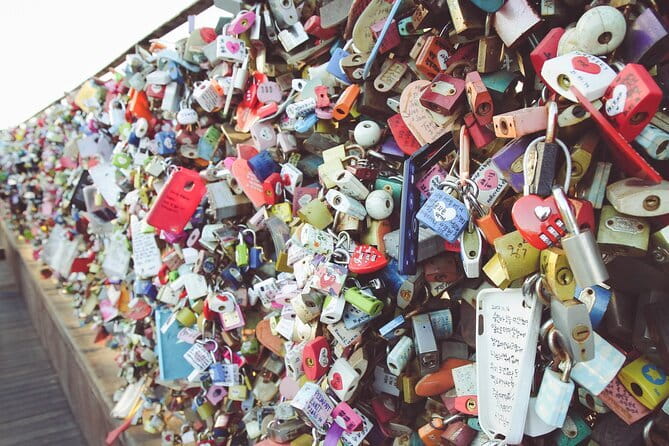N Seoul Tower Observatory Ticket South Korea - Reaching the tower on Namsan Mountain