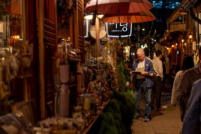 Night Flexible Private Guided Tour in Seoul(Optional Layover) - N Seoul Tower and the $11 cable car decision