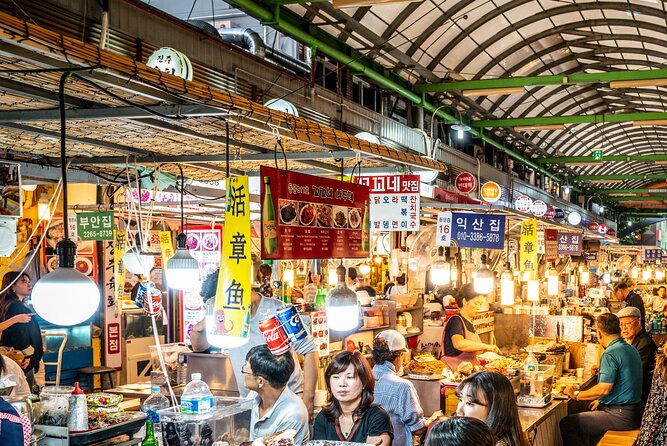 Night Flexible Private Guided Tour in Seoul(Optional Layover) - The guide can shape the tone of the evening